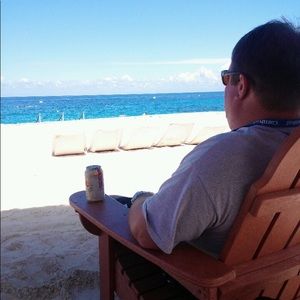 Meet your Posher, Marvin